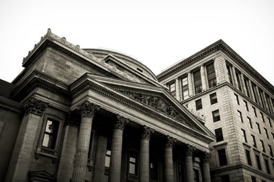 5 Ways Mid-Tier Banks Can Compete with Large Banks